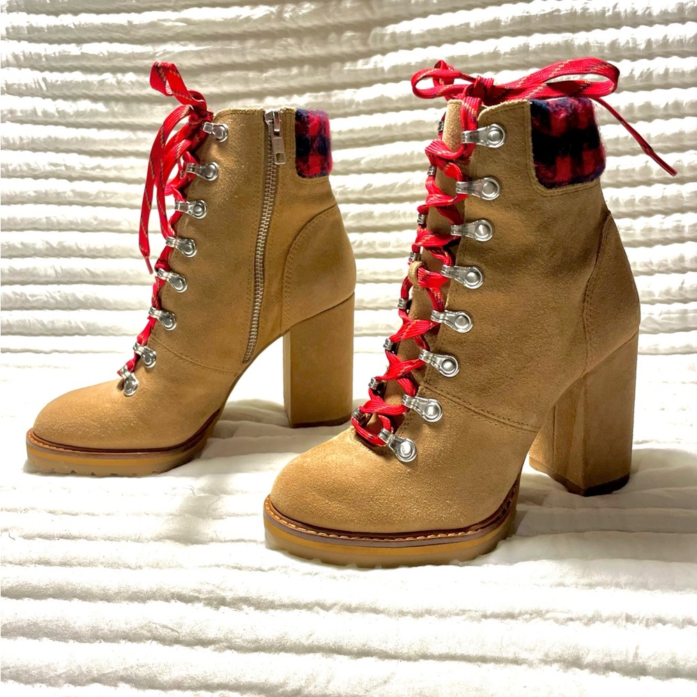 Gianni Bini Size 6 M Suede Plaid
Booties Heeled Lace Up Zip